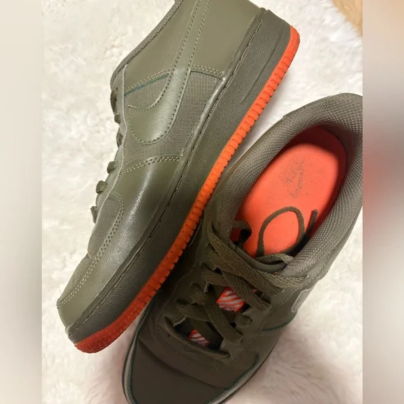 Green and orange Air Force - Picture 4 of 4